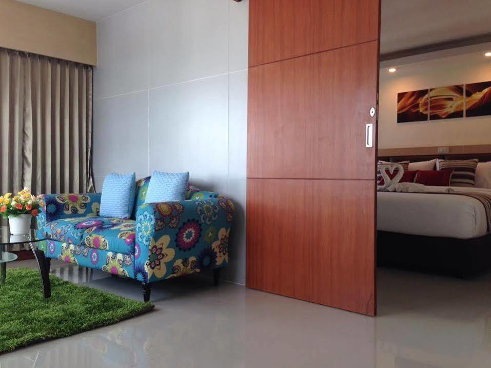 Oyo 234 Tara Grande Hotel & Spa Bangkok Esterno foto