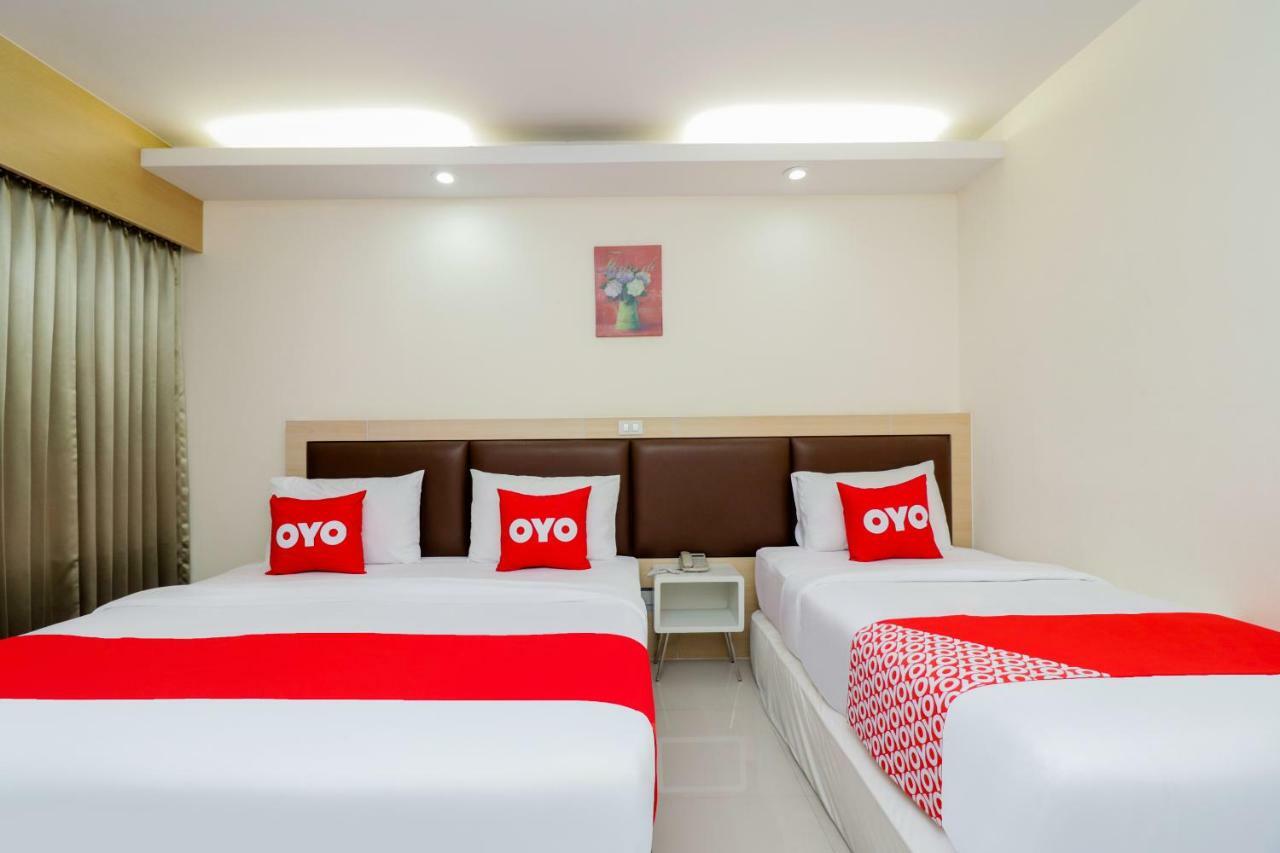 Oyo 234 Tara Grande Hotel & Spa Bangkok Esterno foto